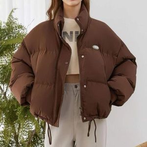 Brown puffer jacket 🧸🪵